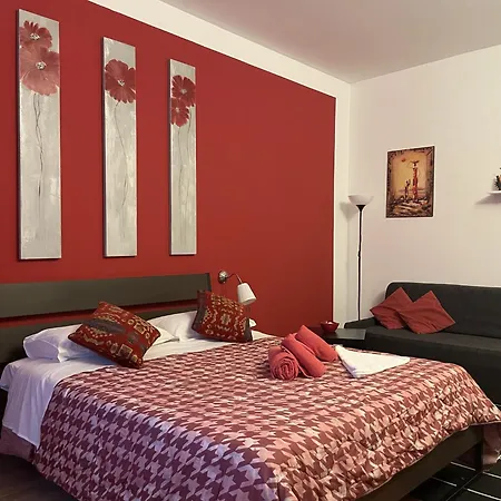 招待所 Aurelio 4*